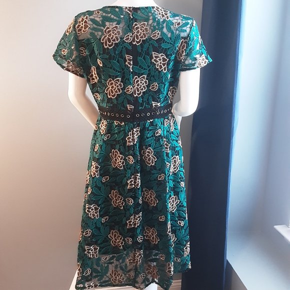 Embroidered Floral Dress by  Shiran Fushi - Picture 8 of 11